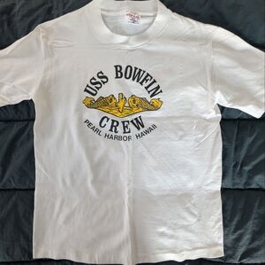 Vintage USS Bowfin Crew White T-Shirt